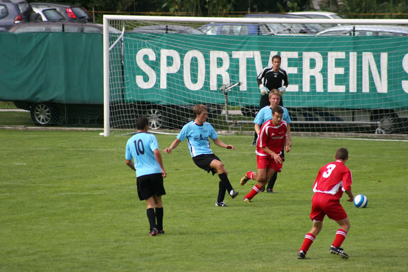 gal/Stadtturnier2007 - Spiel um Platz3 gegen Ahrntal/2007-08-12 SVR gg. SSV Ahrntal beim Stadtrurnier 097.jpg